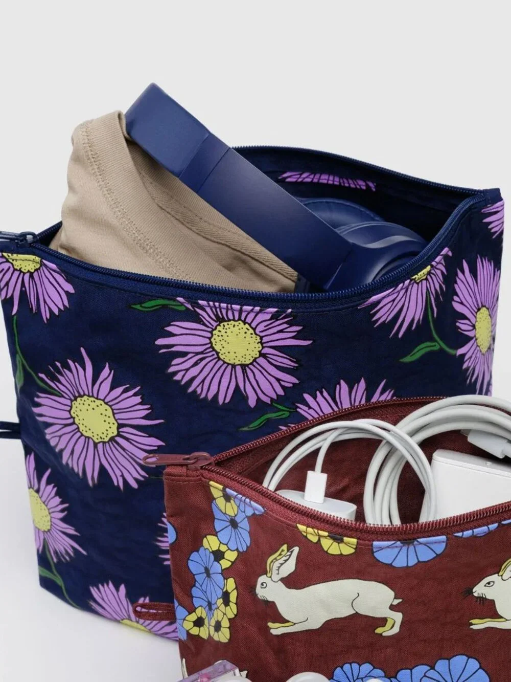 NWOT Baggu Go Pouch Large - Daisy Chain (Night Orchard)